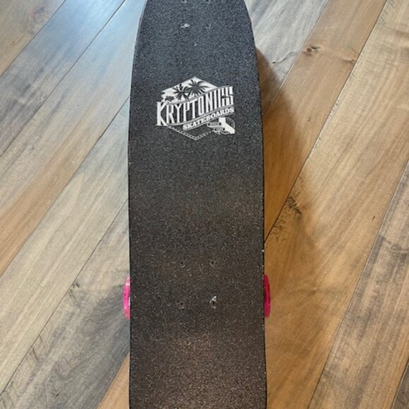 Kryptonics 30" x 7" longboard with grip tape and pink durometer wheels - NEW - Picture 2 of 6